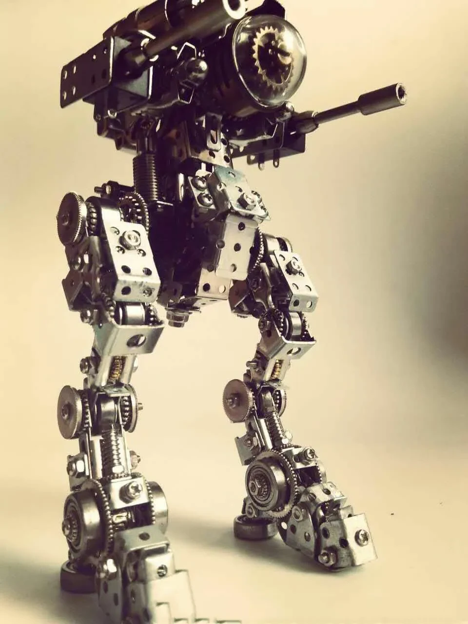 Steampunk style [mechanical overlord] model ornaments