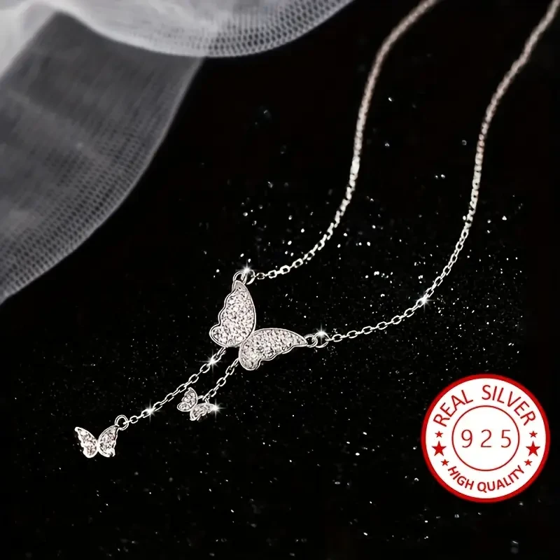 Women'S Stylish Necklace Featuring an Elegant Butterfly Design