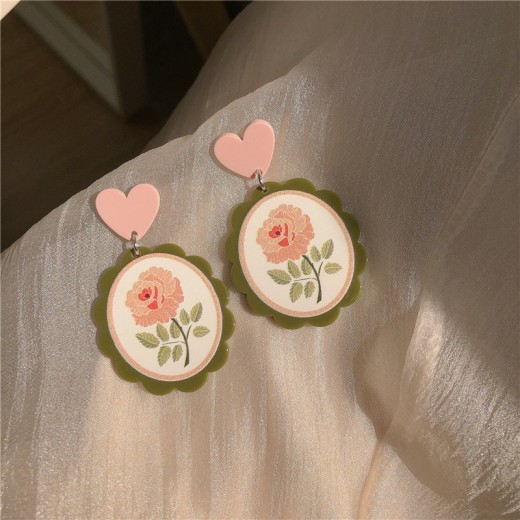 Vintage Rose Earrings Elegant