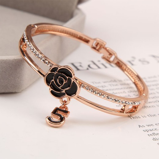 Little Fragrant Rose Bracelet