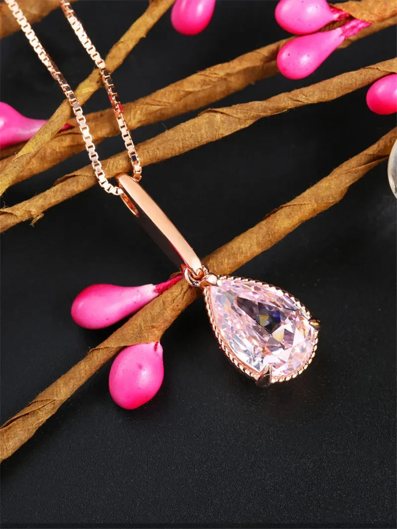 Women's Rose Gold Diamond Pendant
