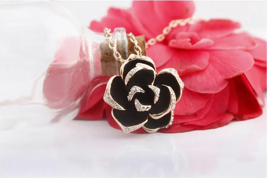 Beautiful black rose necklace pendant