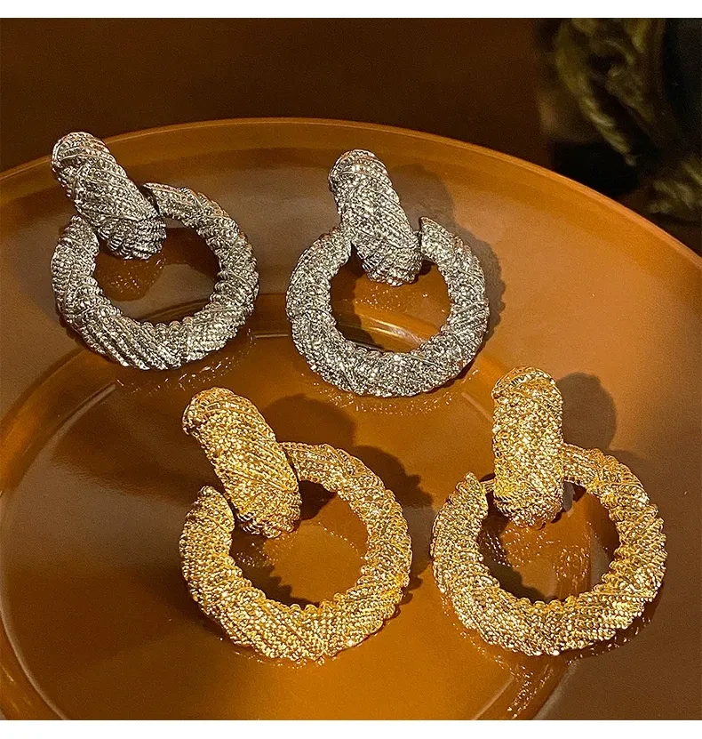 Exaggerated High-grade Round Ring Earrings Simple Graceful Elegant Light Luxury