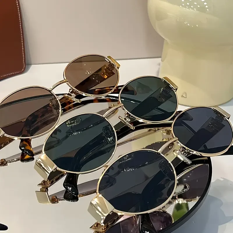 Preppy Style Oval Glasses with Polished Metal Frame