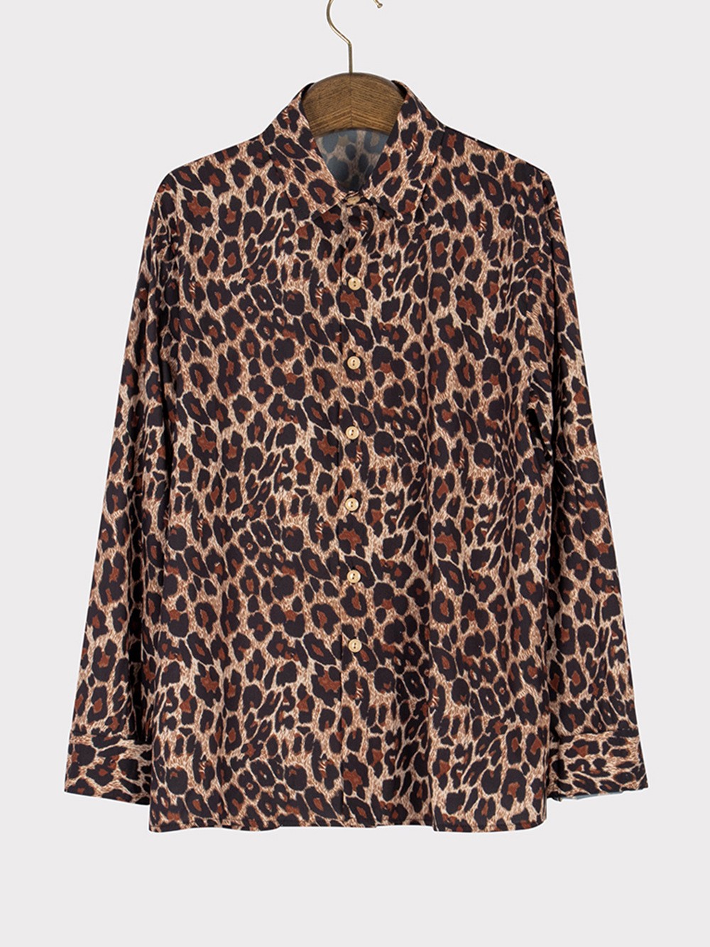Wild Elegance: Men's Leopard Print Long Sleeve Shirt