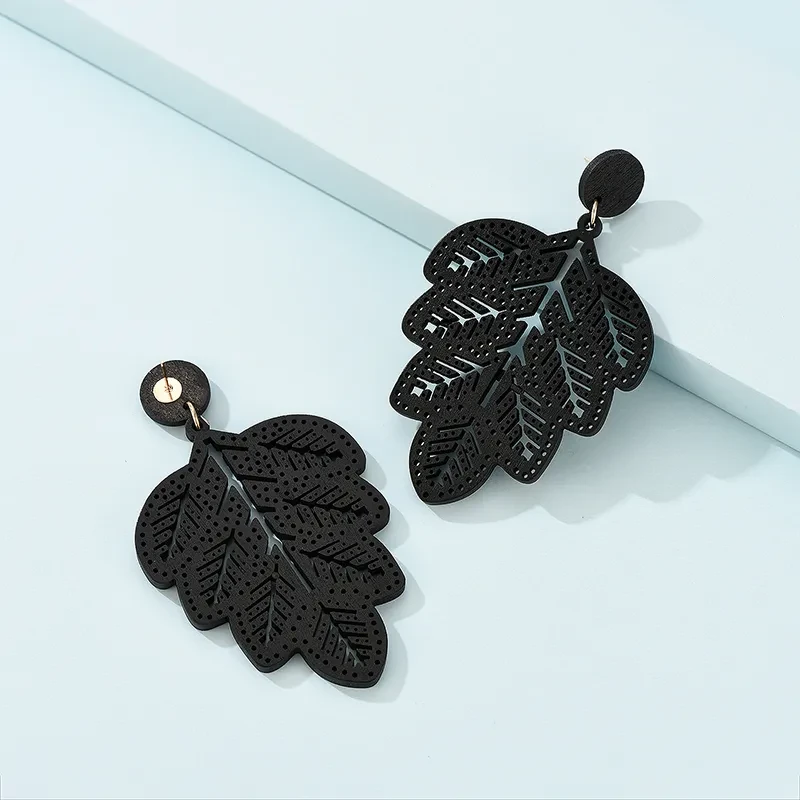 Fashionable Black Leaf Shape Pendant Earrings