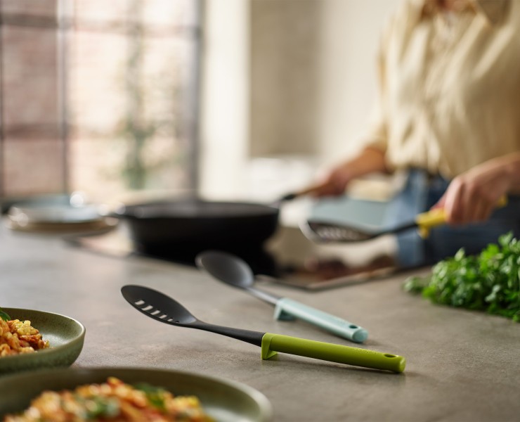 3-piece Utensil Set with integrated tool rests - Joseph Joseph Duo