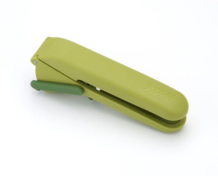 Easy-clean Garlic Press - Joseph Joseph Duo