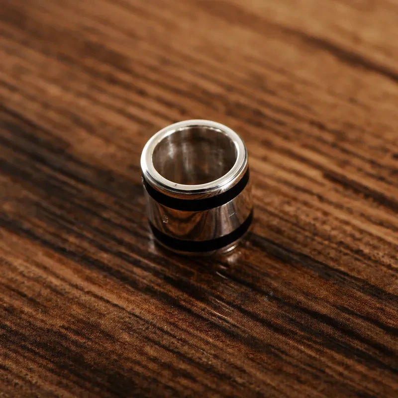 Fashion Simple Cylindrical Pendant For Men