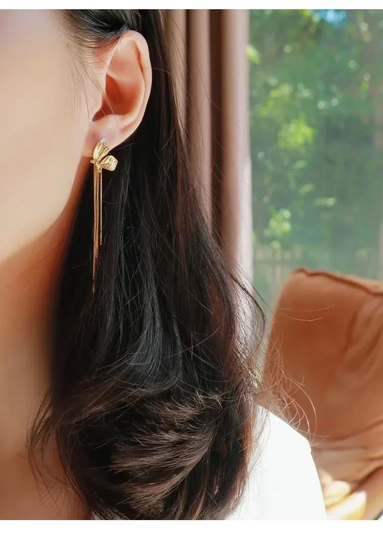 18K Golden Butterfly Ear Studs Yellow Leaf Ear Studs Personalized Minority