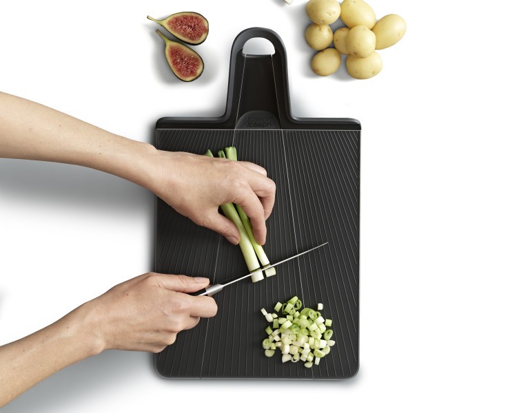 Chop2Pot Plus Large - Black - Joseph Joseph