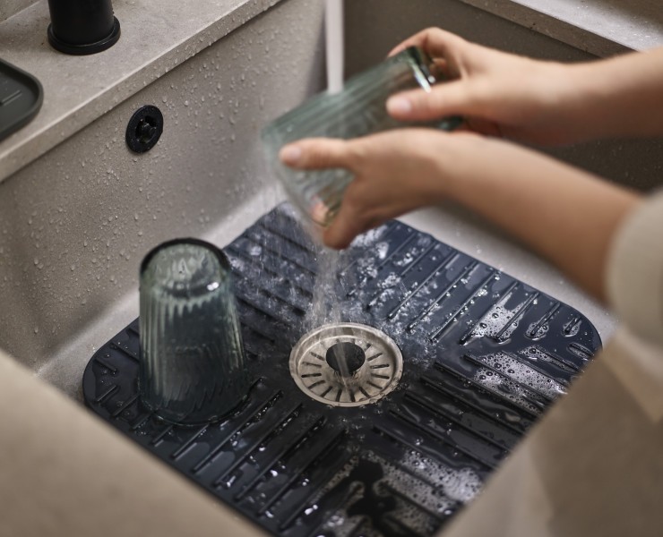 SinkShield Sink Saver - Joseph Joseph