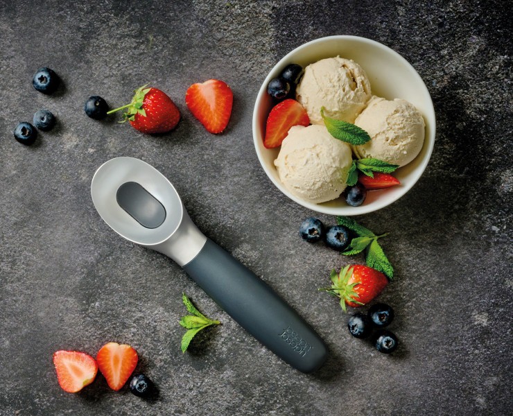 Elevate Ice-Cream Scoop - Joseph Joseph