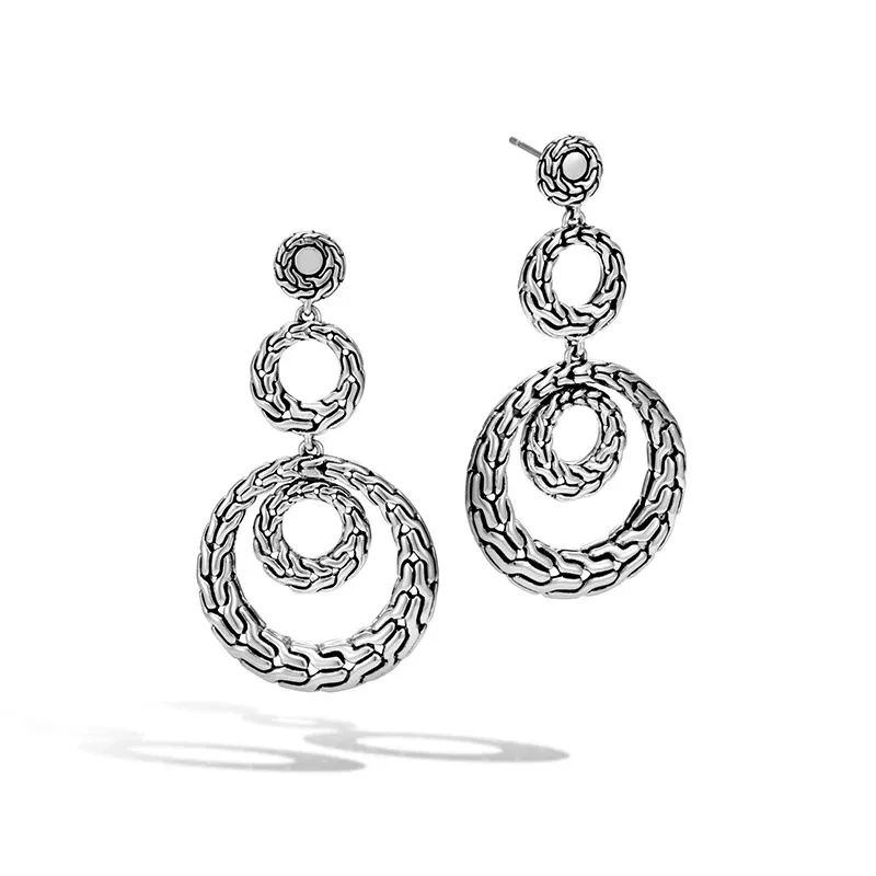 Retro Women's Long Earrings Exaggerated