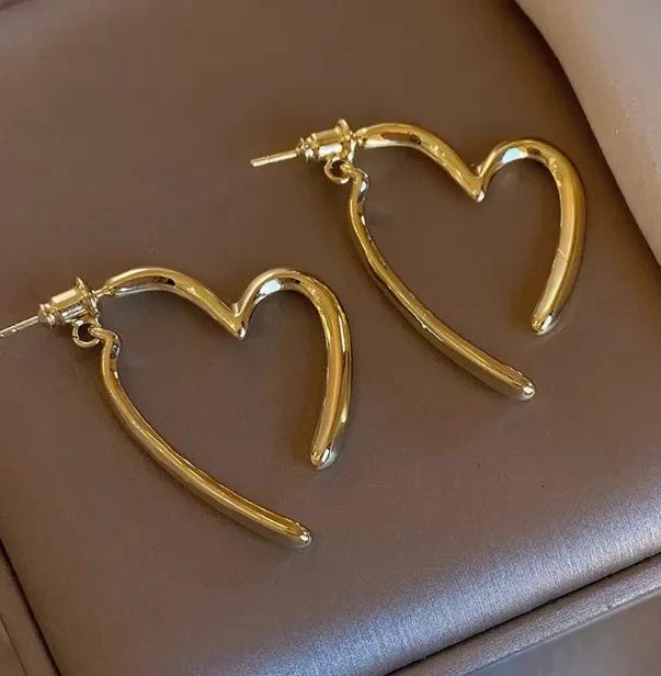 Simple Cold Style Love Heart Earrings