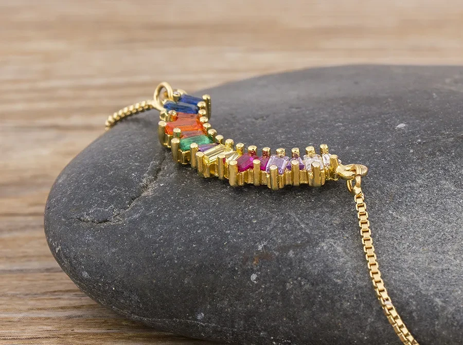 Design Geometric Rainbow Inlaid Zircon Pendant