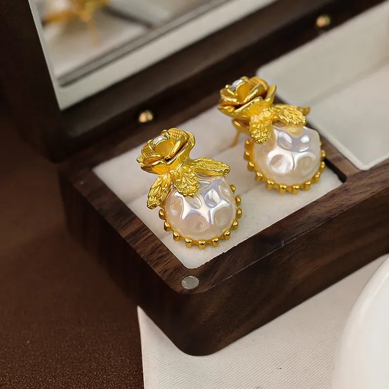 Silver Stud Rhinestone-encrusted Flower Irregular Pearl Earrings Elegant
