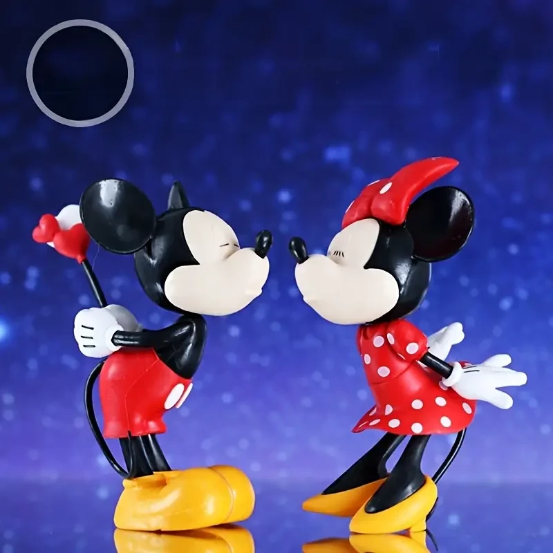 Minnie and Mickey Mouse Kiss Action Figure
