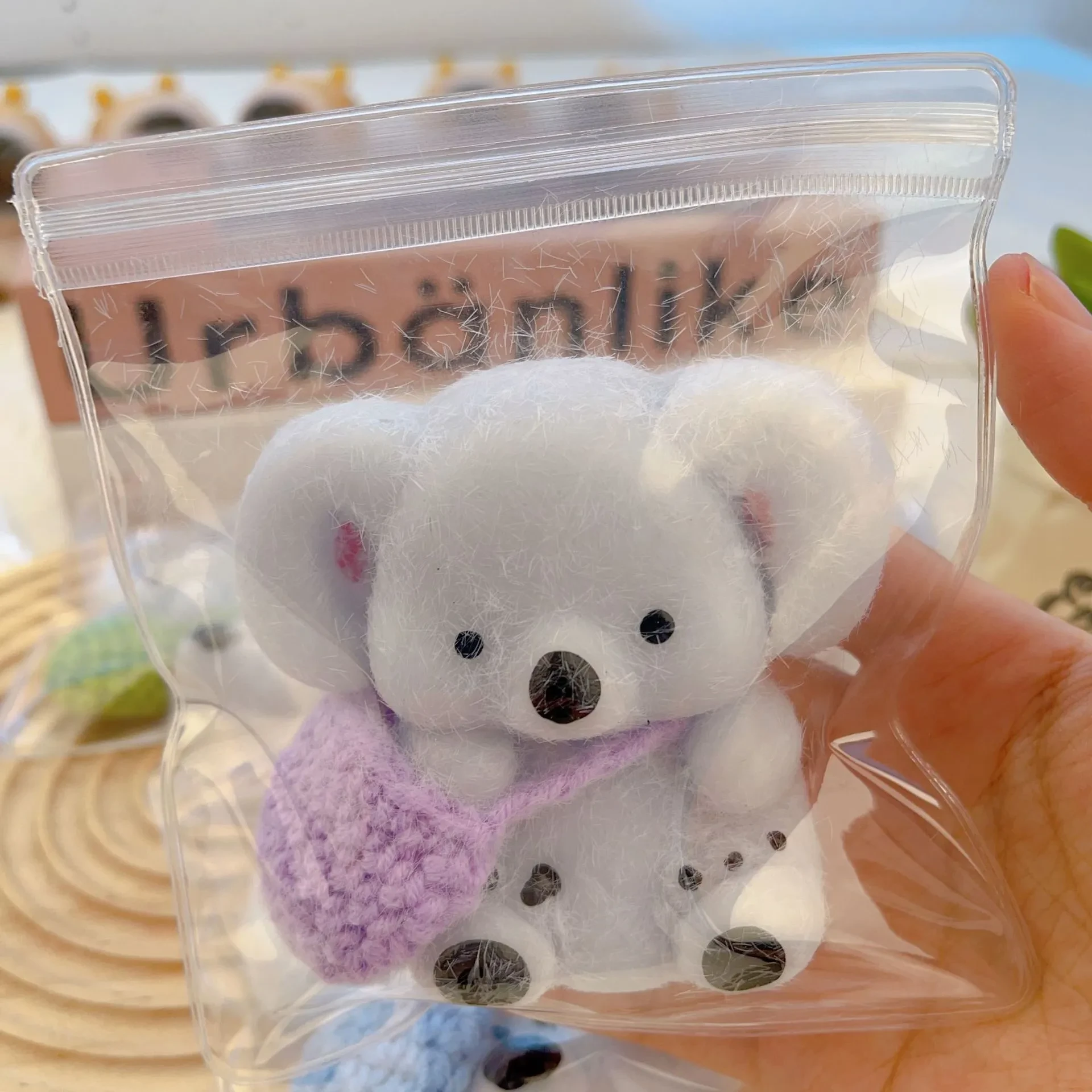 Ventilation Toy Pinch Gift Pendant
