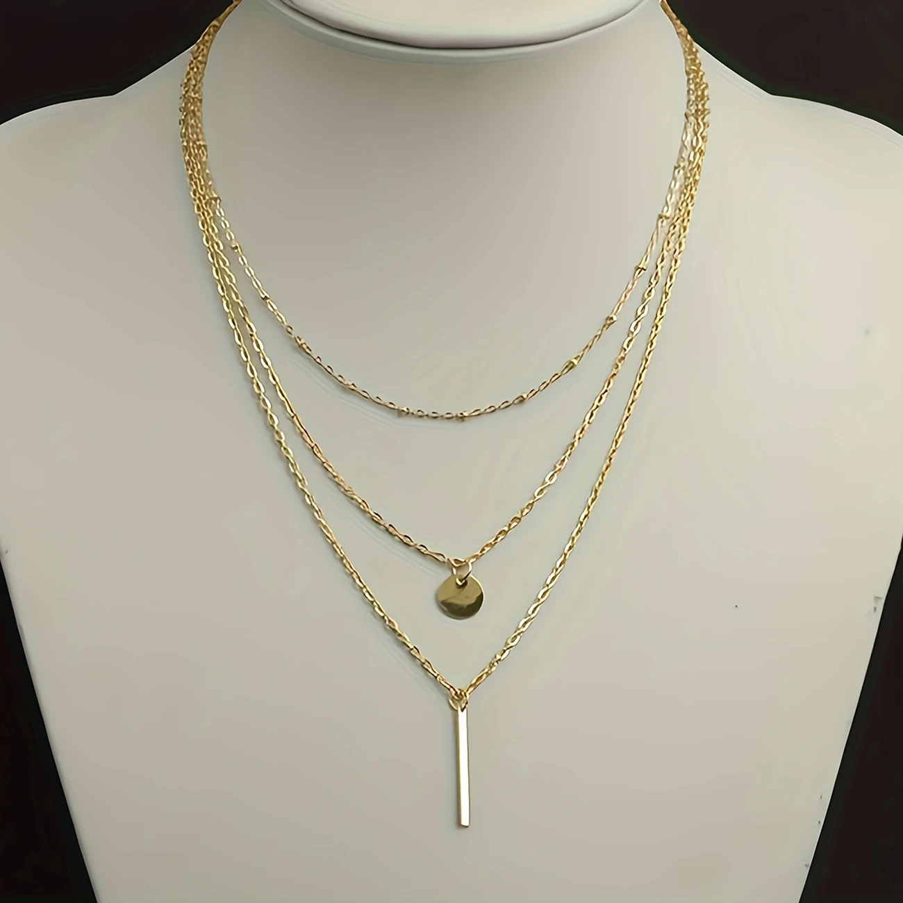Hot Selling Women's Necklace - Personality Temperament Geometry Sequin Multi-layer Versatile Necklace