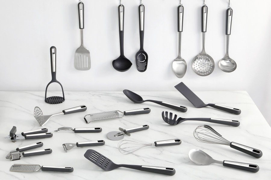 Aspire Stainless Steel Solid Spoon - Wiltshire