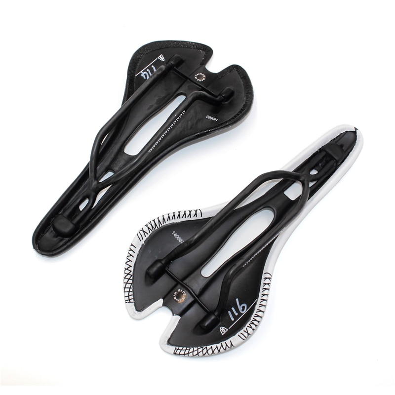 Full carbon fiber road bike foreskin cushion