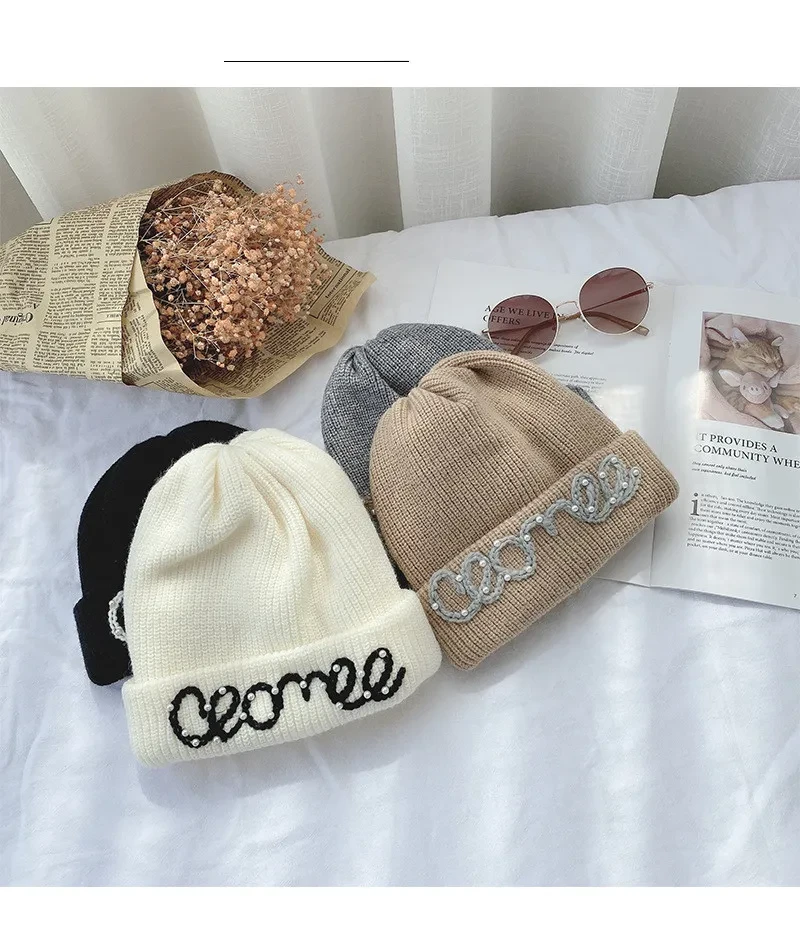 Women's Knitted Hat Pearl Small Fragrant Woolen Hat
