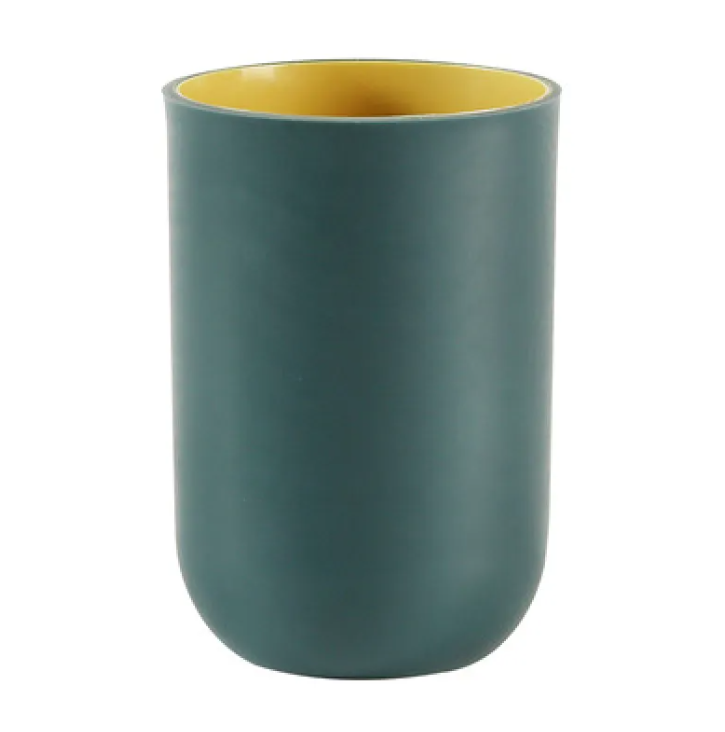 Hard Plastic Cups