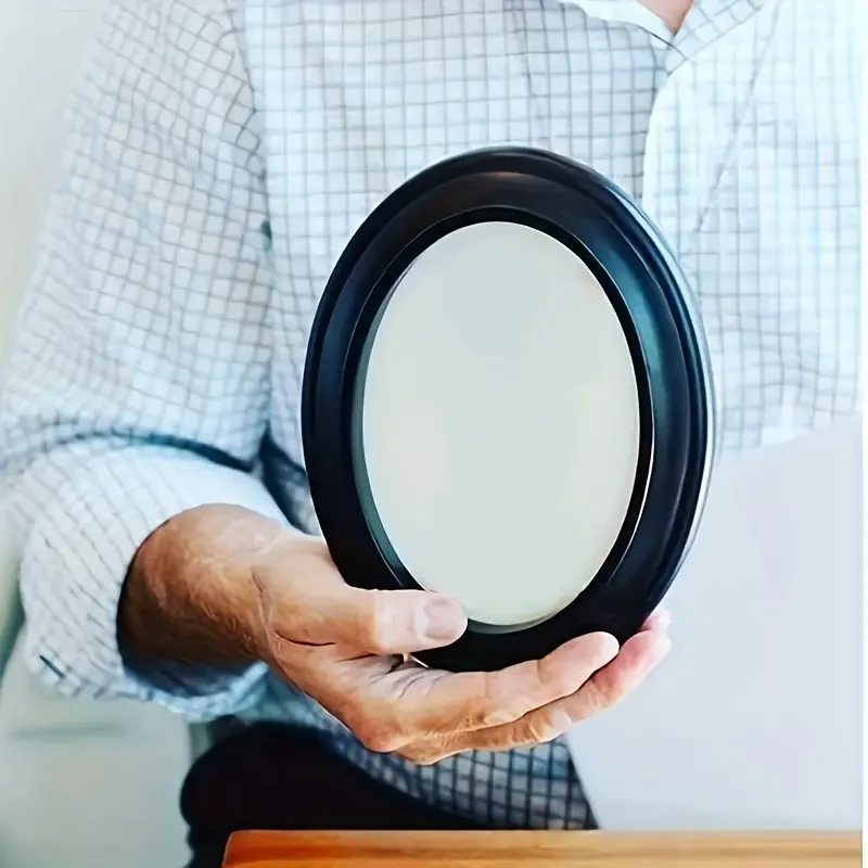 Elegant Black Oval Photo Frame