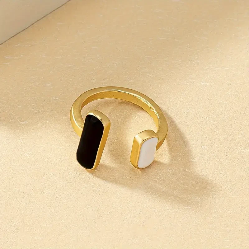 Elegant & Chic Adjustable Open Ring for Women: A Perfect Blend of Style and Versatility