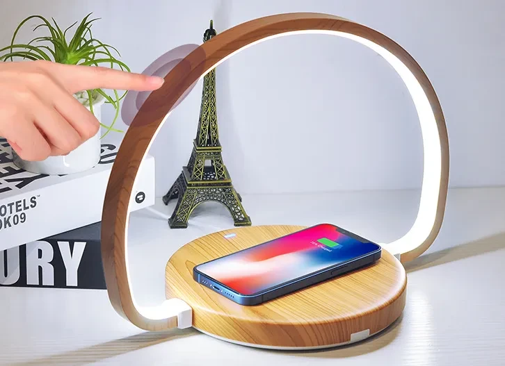 New 10W Wireless Charging Desk Lamp With 3 Color Temperature Touch
