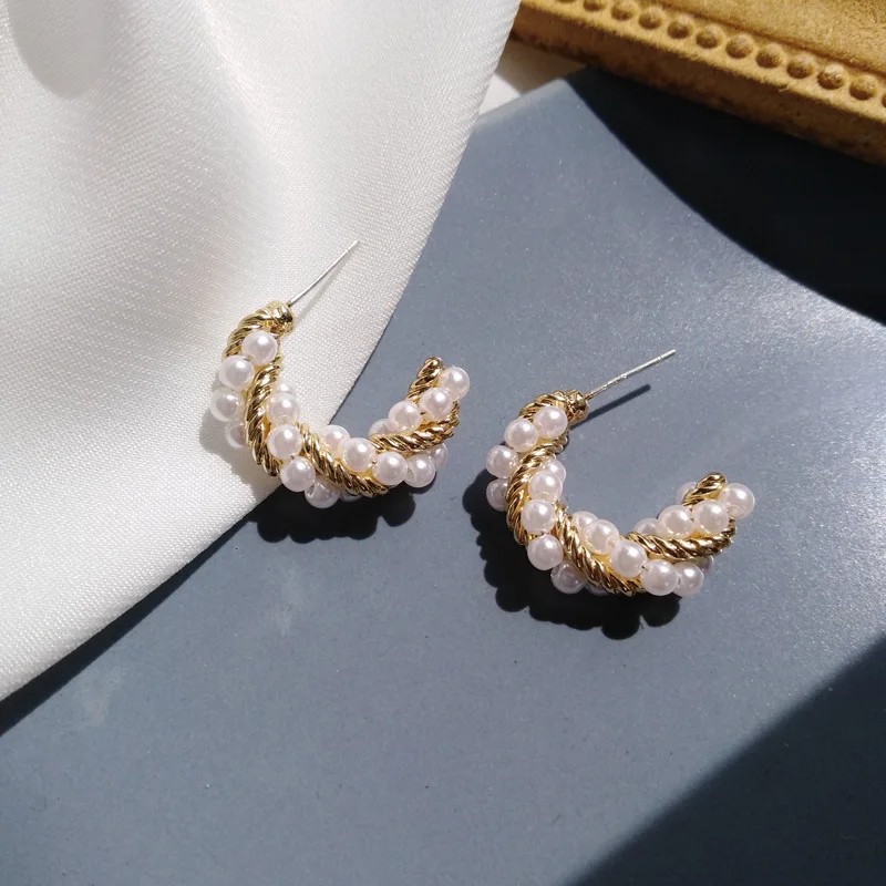 Vintage Simulated Pearl Stud Earrings for Women