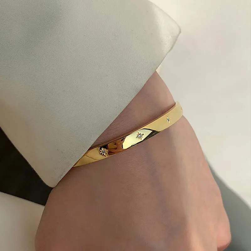 ANENJERY Smooth Shiny Star Bracelet Bangles