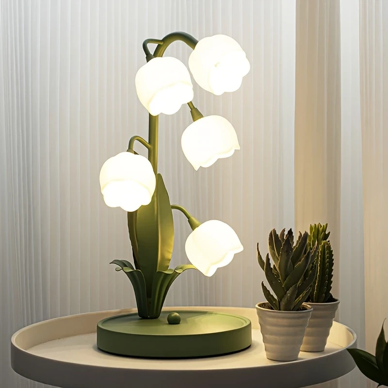 Lily Lamp Flower Lamp - USB Powered