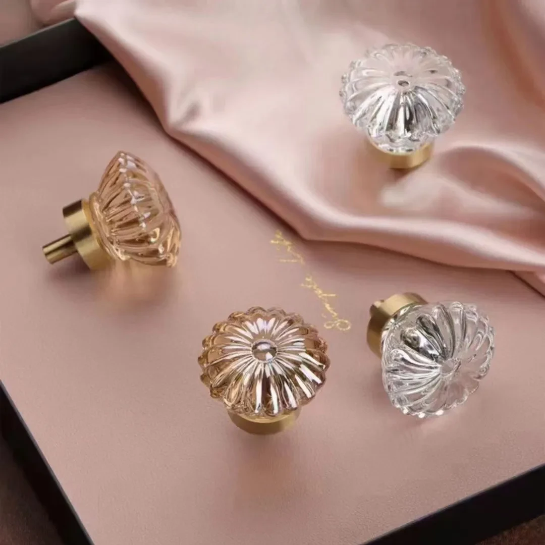 3 Shower Knobs