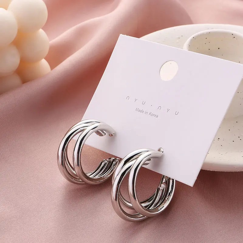 Statement Vintage Clip-On Earrings Without Piercing for Women